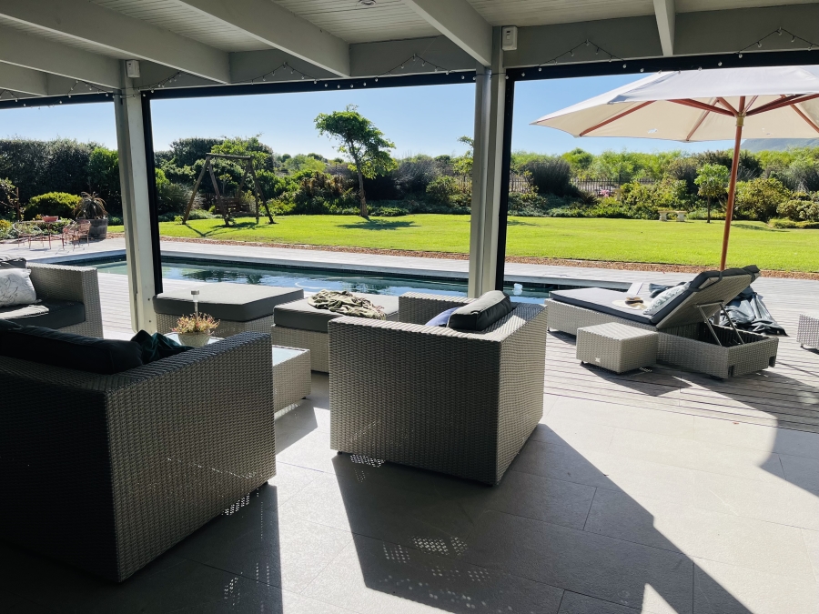 4 Bedroom Property for Sale in Lake Michelle Western Cape